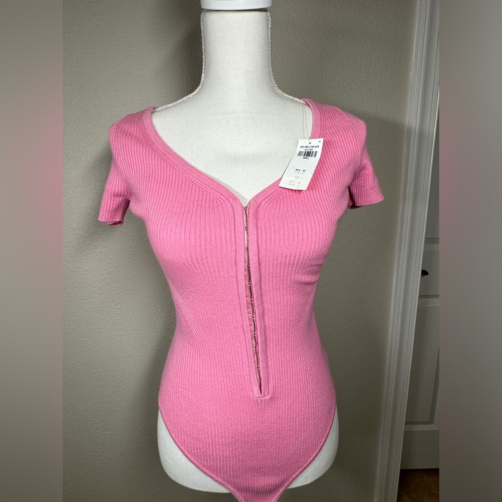 Abercrombie & Fitch bodysuit